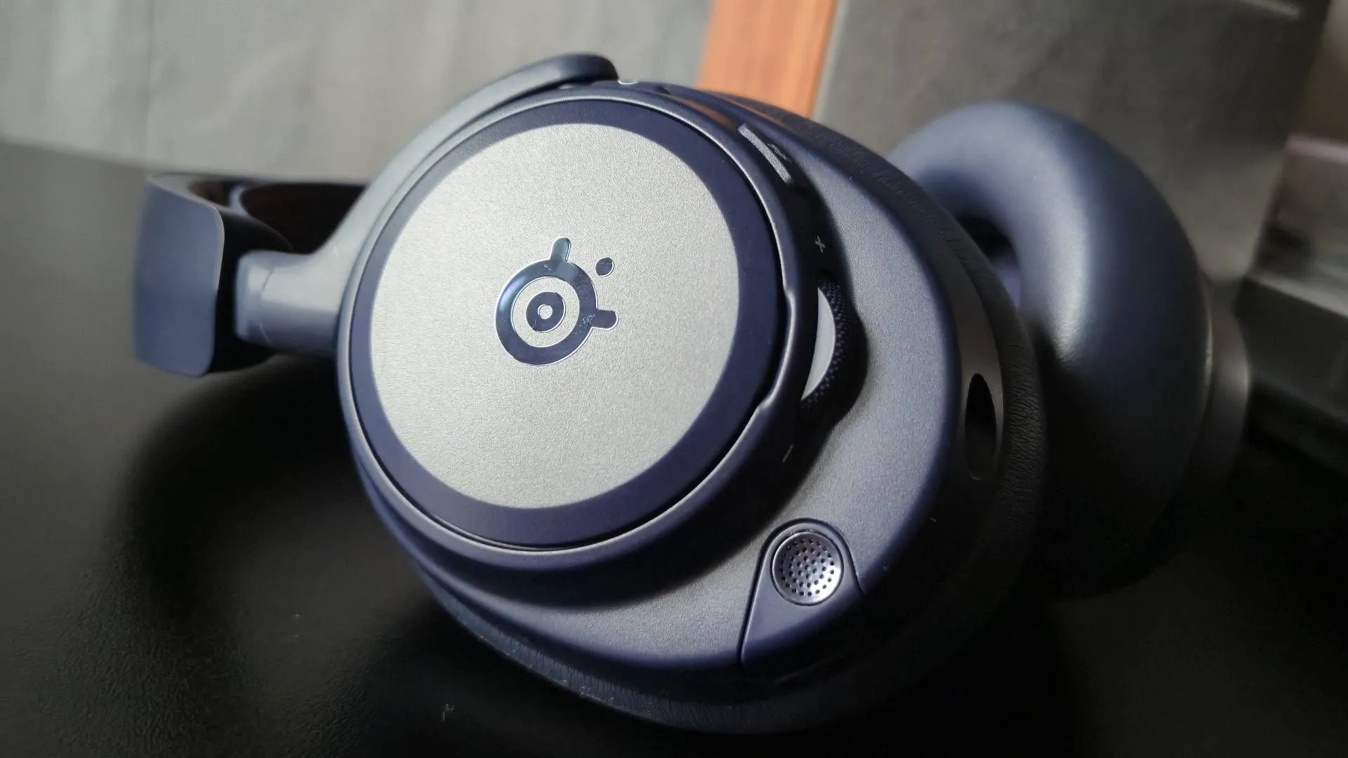Peripheral audio nirkabel modern tawarkan kenyamanan maksimal bagi para gamer.
